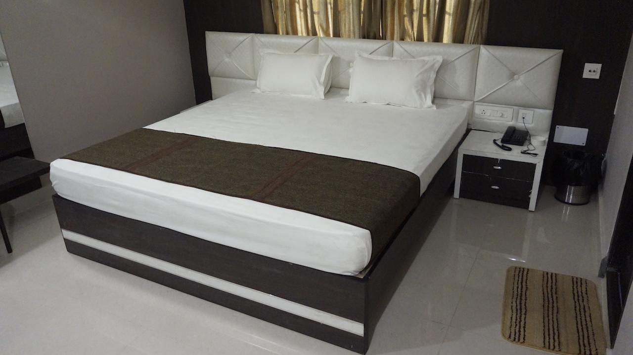 Hotel Golden Tulip Jalpaiguri Exterior photo